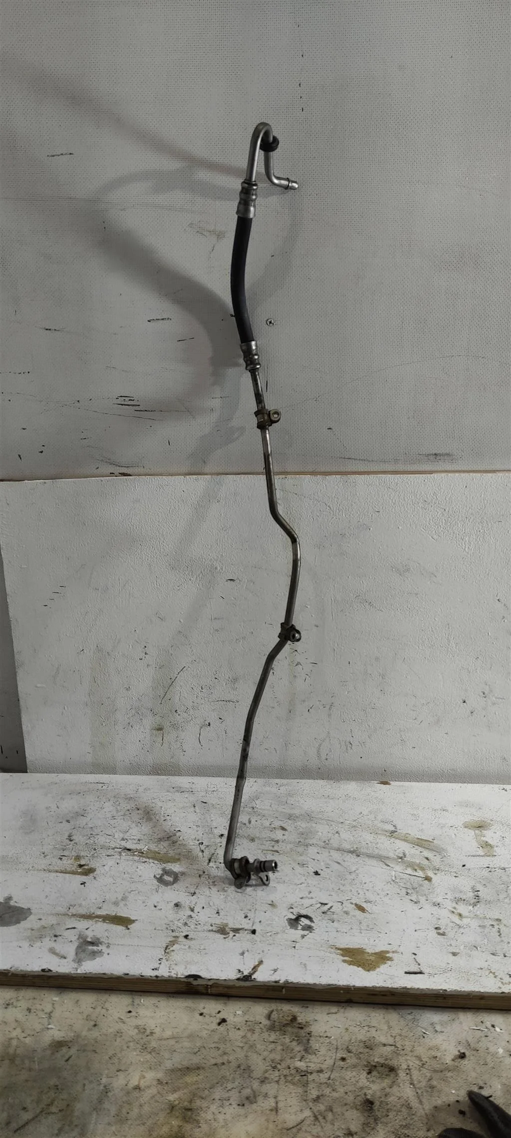 Трубка системы охлаждения АКПП A2042705196  1.6 Т