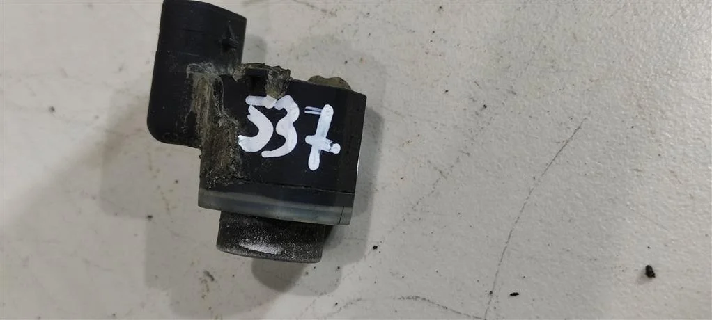 Парктроник передний 420919275  3.2 Бензин Audi