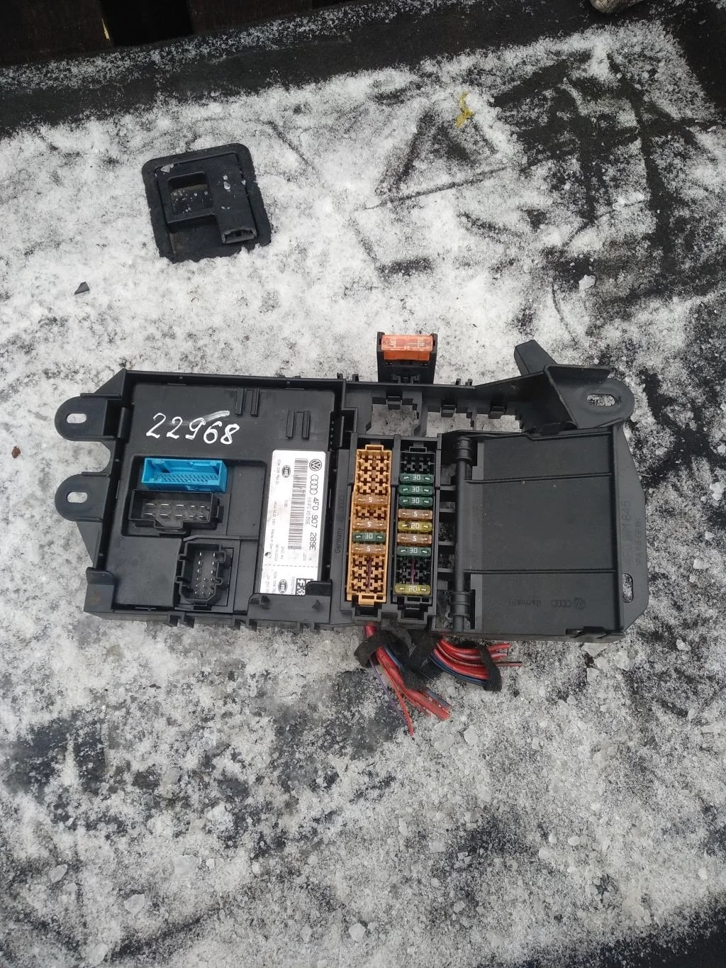 Блок комфорта 4F0907289E  3.2 Бензин Audi