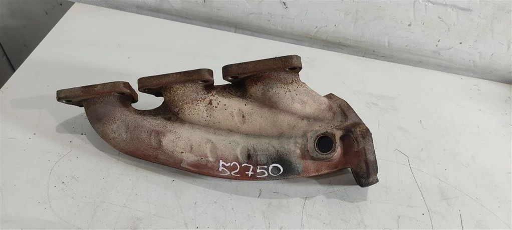 Коллектор выпускной 06E253033F  3.0 Бензин Audi