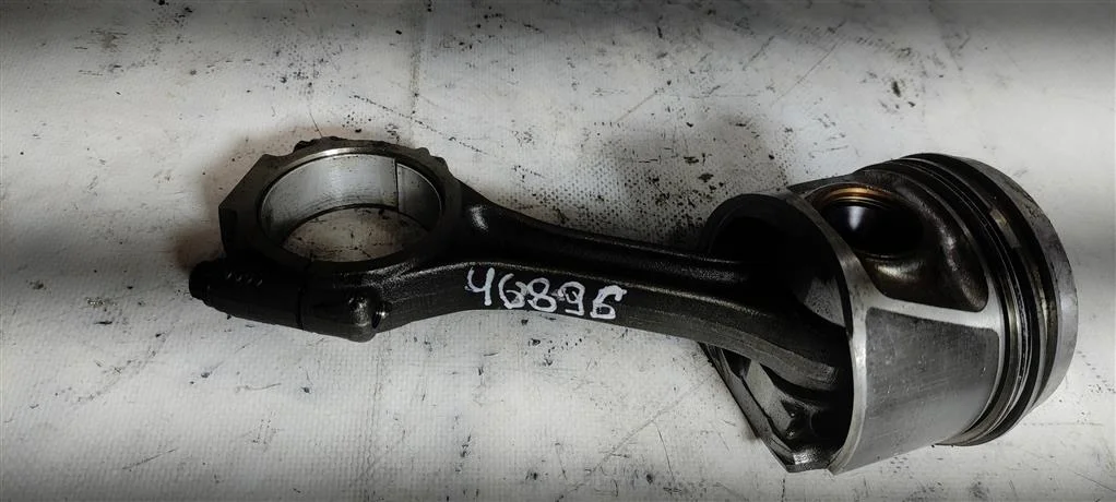 Поршень 03G107065J  2.0 TDI Audi