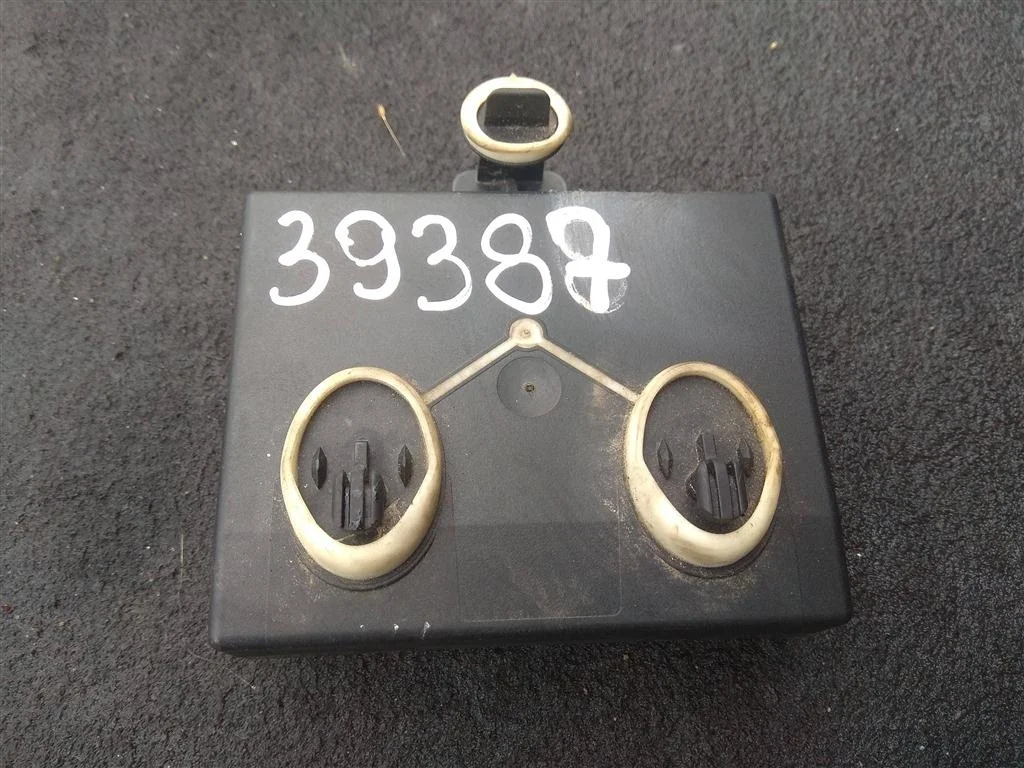 Блок управления двери передней правой 4F0959792B