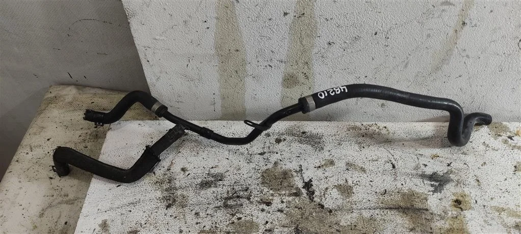 Патрубок (трубопровод, шланг) 1K0121070BB  1.4 TS