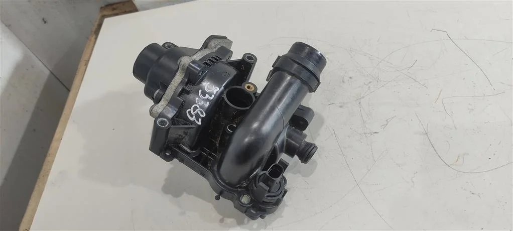 Помпа 06H121026DD  2.0 TFSI Volkswagen