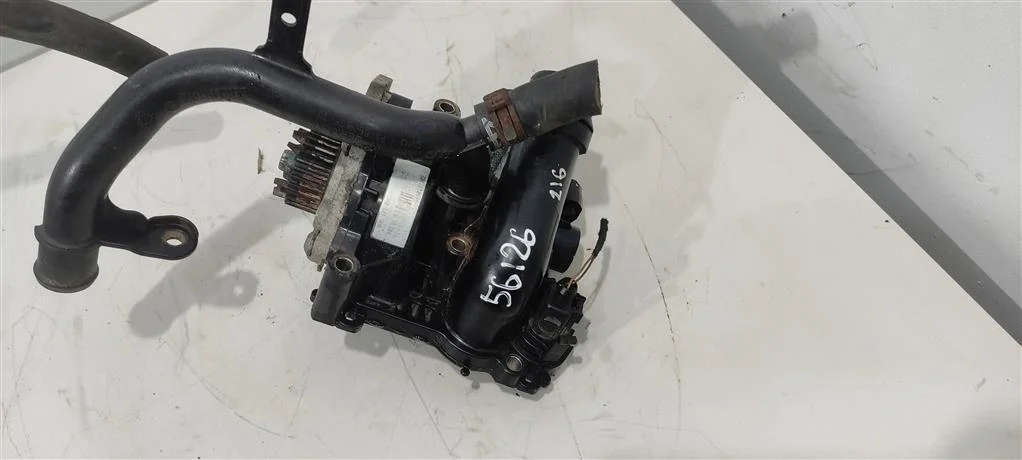 Помпа 06H121026DD  2.0 TFSI Volkswagen