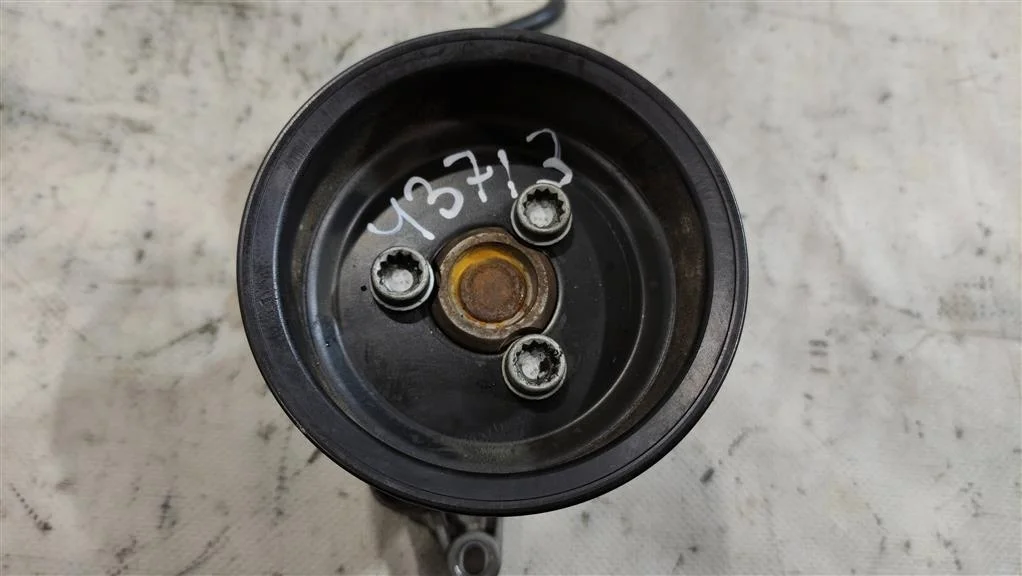 Шкив помпы 03F121031A  1.2 TSI Volkswagen