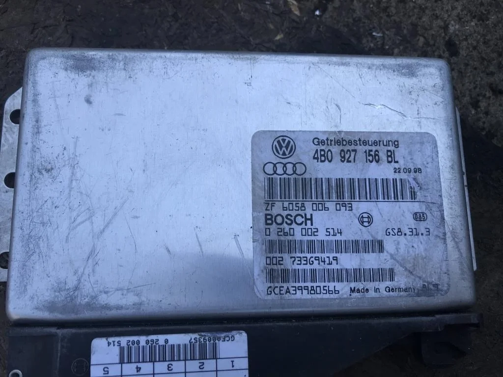 Блок управления АКПП 4B0927156BL  2.5 TDI Audi