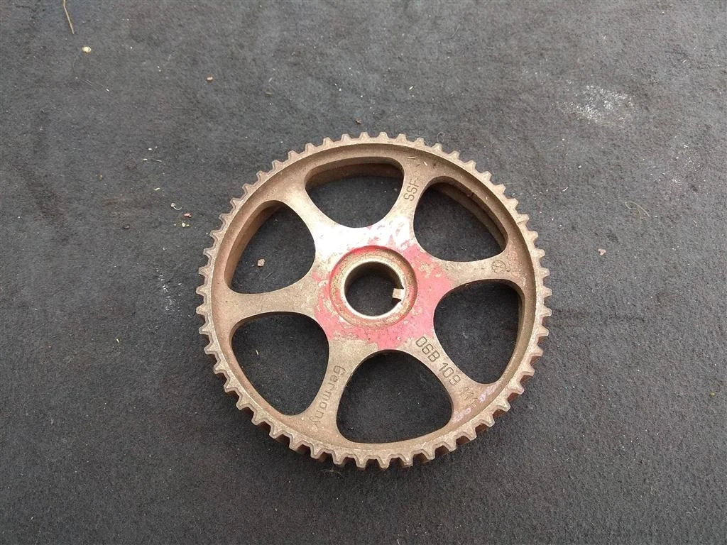 Шкив распредвала 06B109111  1.8 Бензин Volkswagen