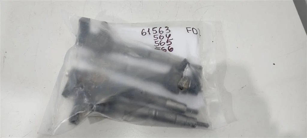 Форсунка 03L130277J  2.0 TDI Volkswagen