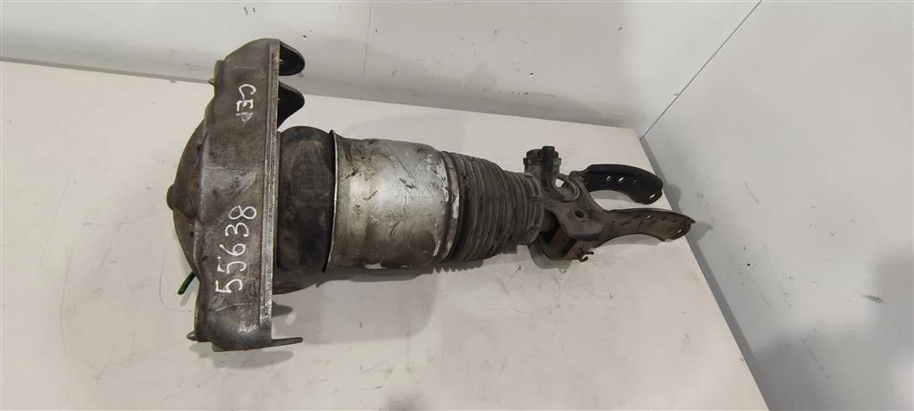 Пневмостойка передняя 7L8616040G      Audi