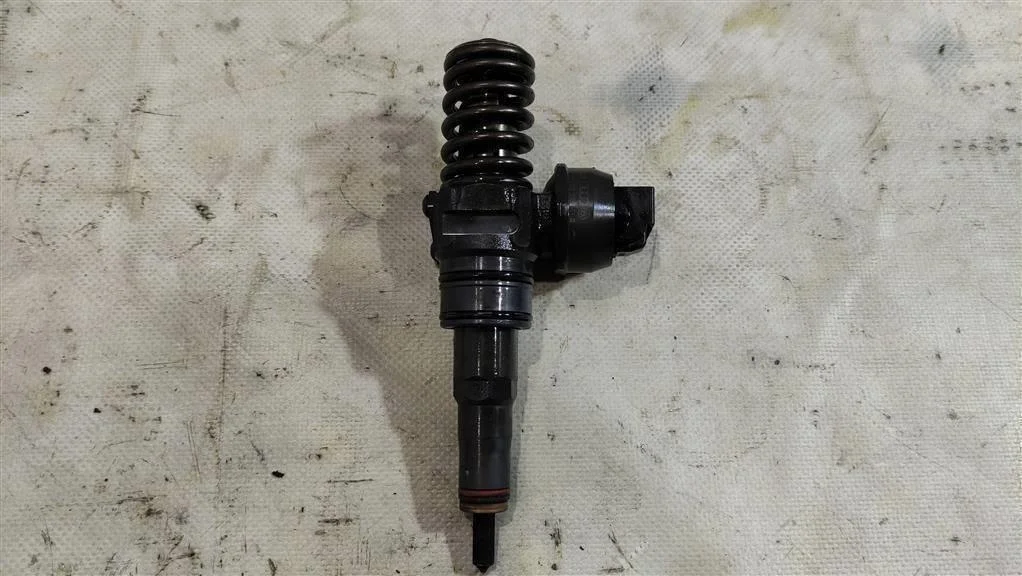 Форсунка 038130073F  1.9 TDI Volkswagen