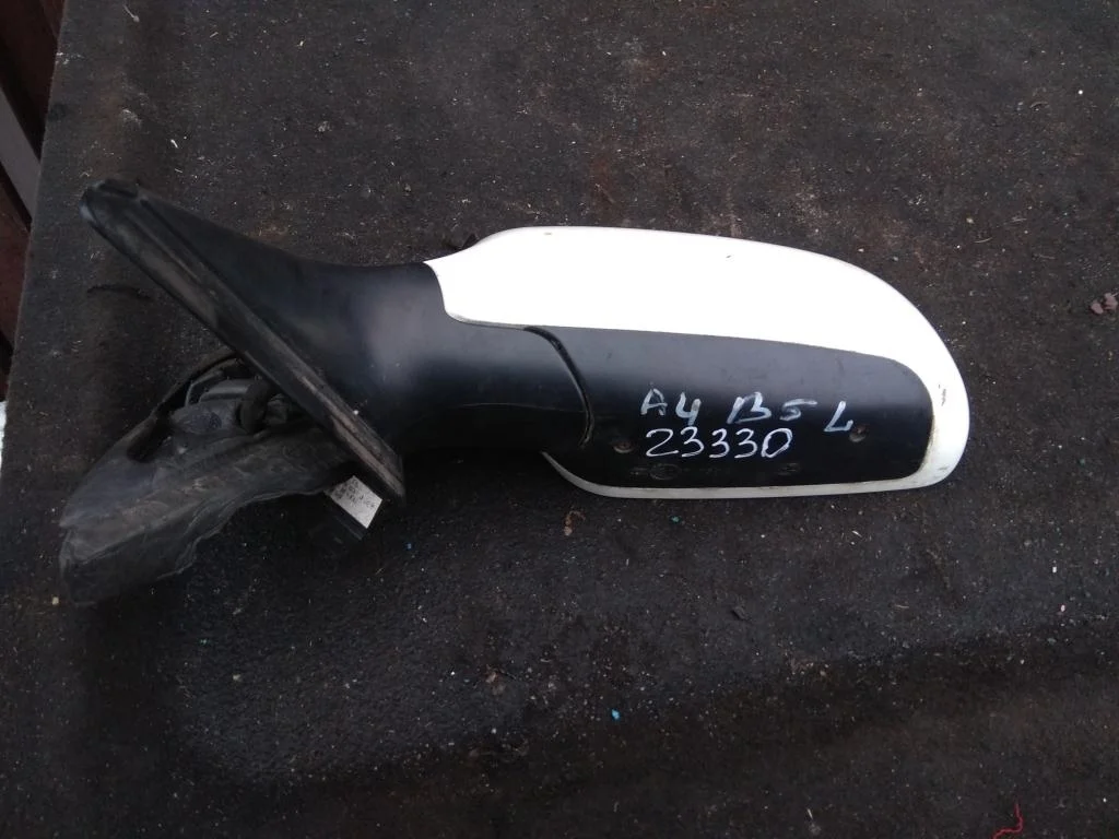 Зеркало наружное левое 8D1858531J  1.8 Турбо бенз
