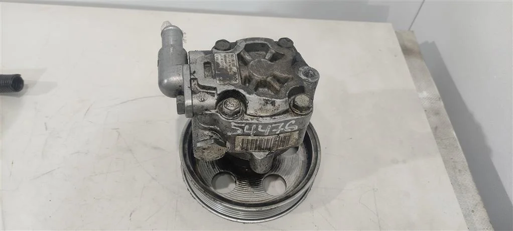 Насос гидроусилителя руля 8K0145153F  2.0 Турбо б