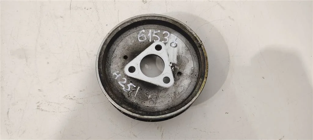 Шкив насоса гидроусилителя 06D145255B  2.0 Бензин