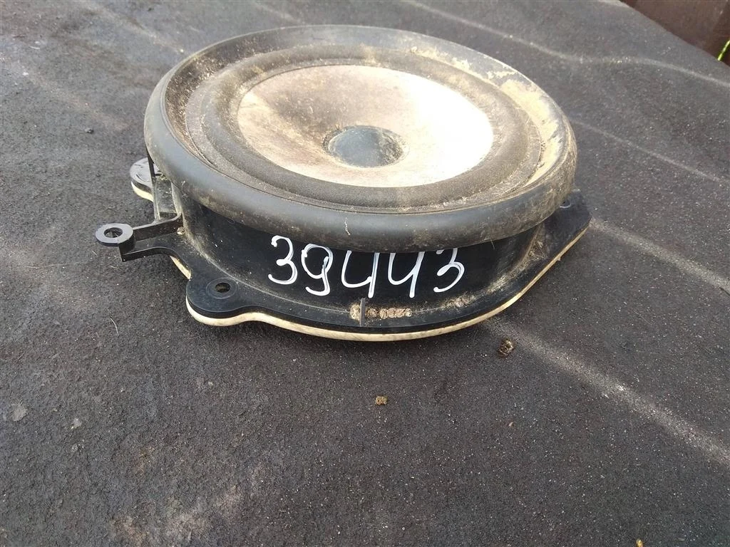 Динамик 8E0035411   1.9 TDI Audi