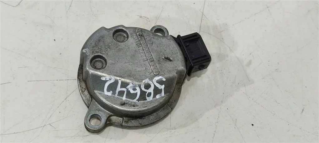 Датчик распредвала 058905161B  1.8 Турбо бензин A