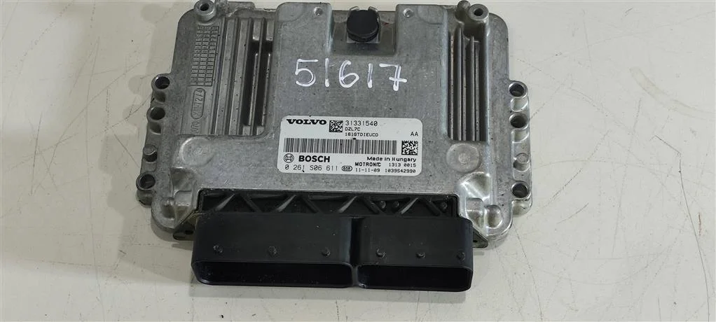 Блок управления двигателем 31331540  1.6 Турбо бе