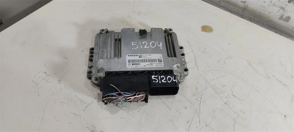 Блок управления двигателем 31331540  1.6 Турбо бе