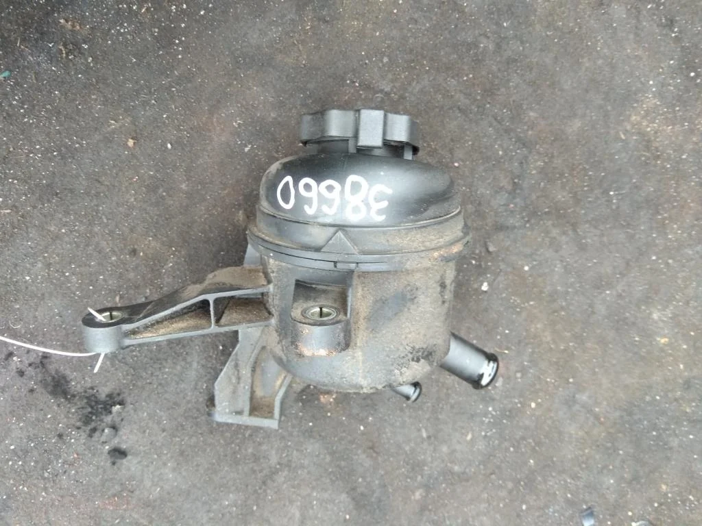 Бачок гидроусилителя A2034600083  2.2 CDI Mercedes