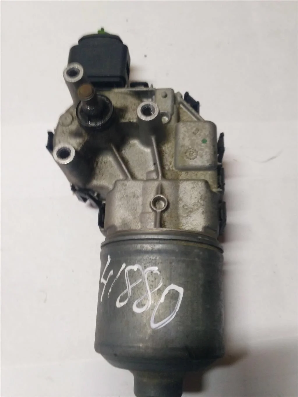 Моторчик передних стеклоочистителей (дворников) 3