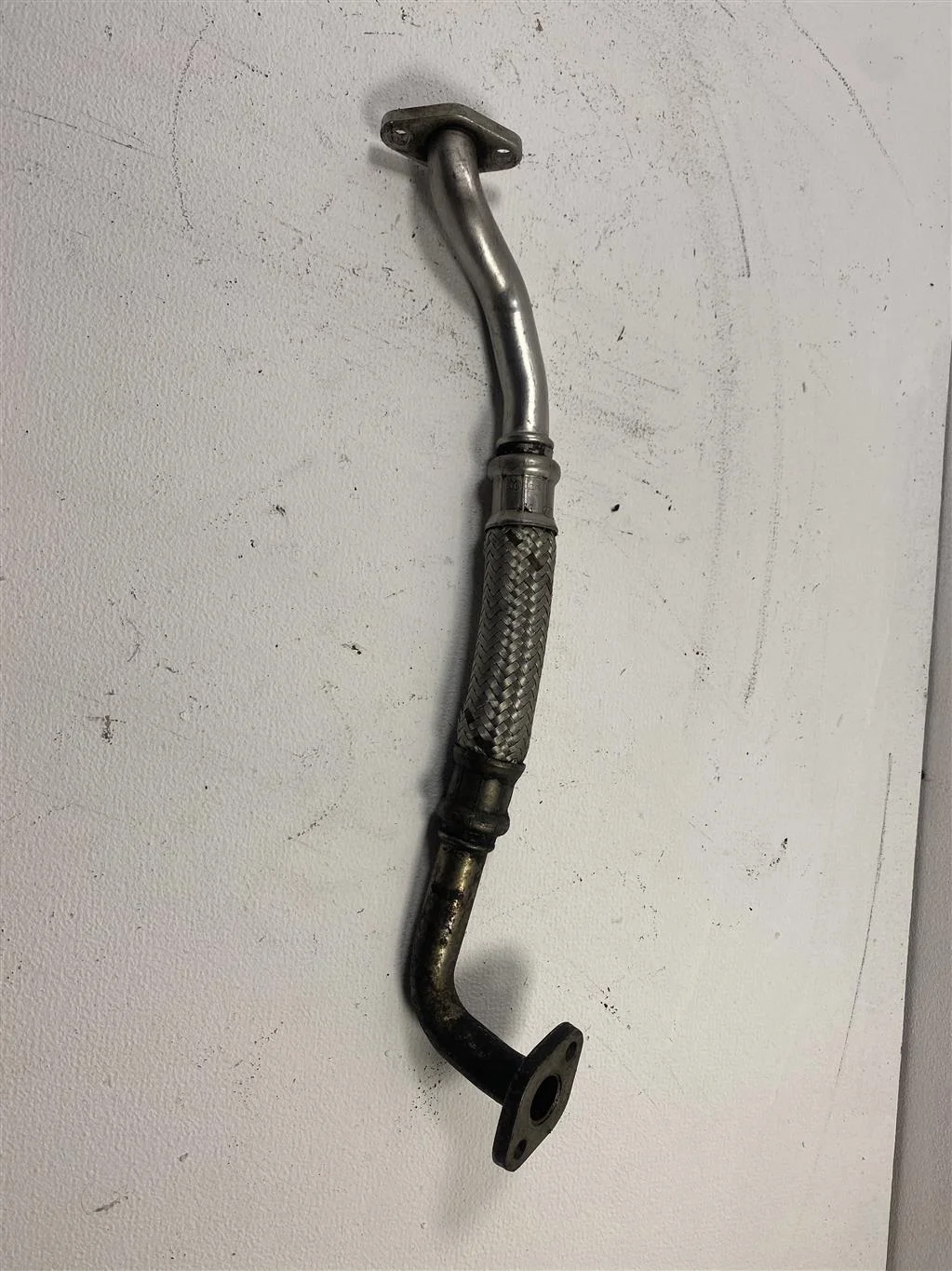 Масляная трубка турбины 06B145735A  1.8 Турбо бен