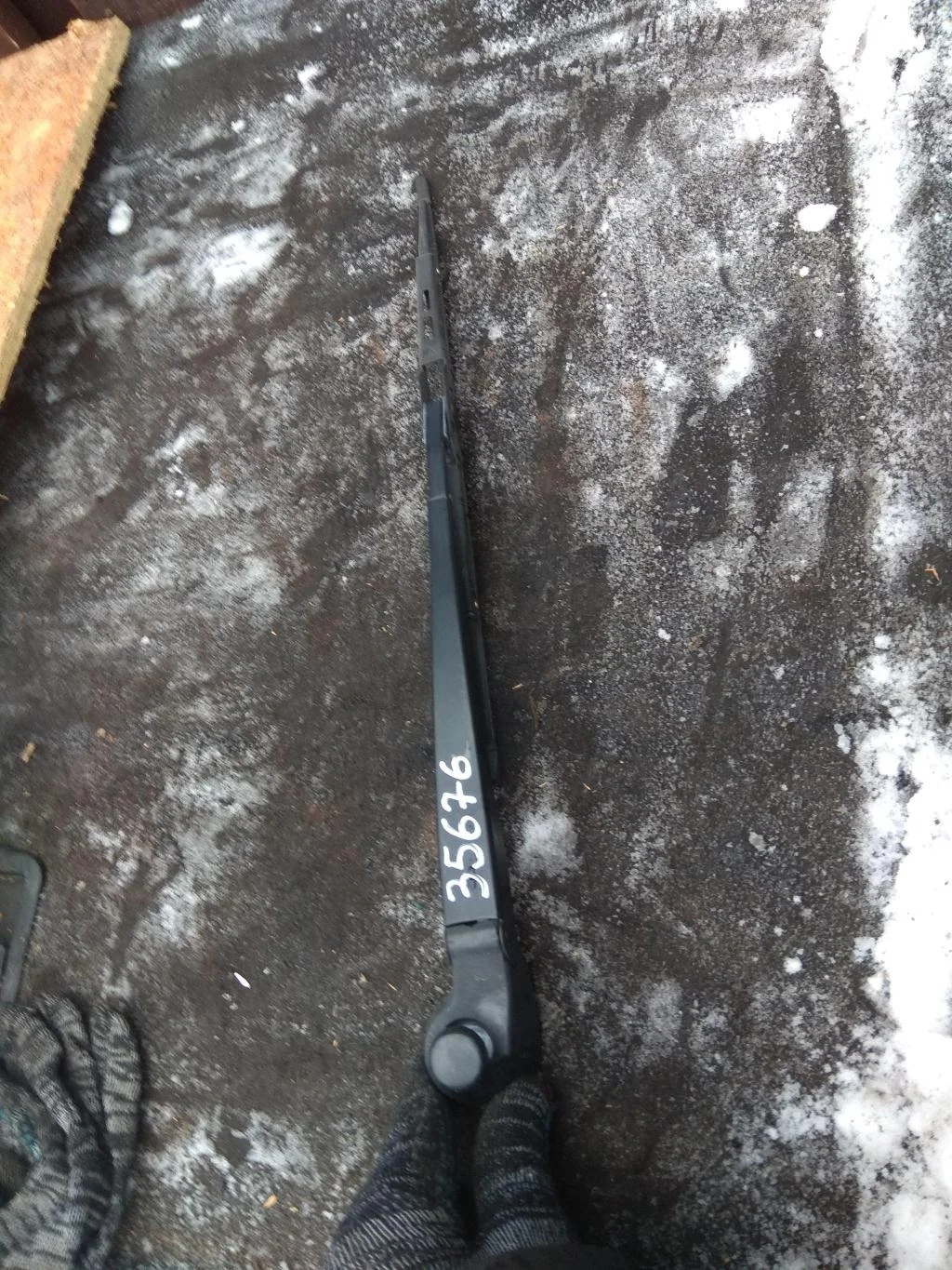 Щеткодержатель задний 1J6955707A  1.9 TDI Volkswa