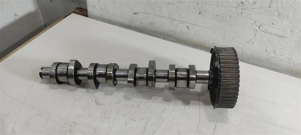 Распредвал 038109101AH  1.9 TDI Volkswagen