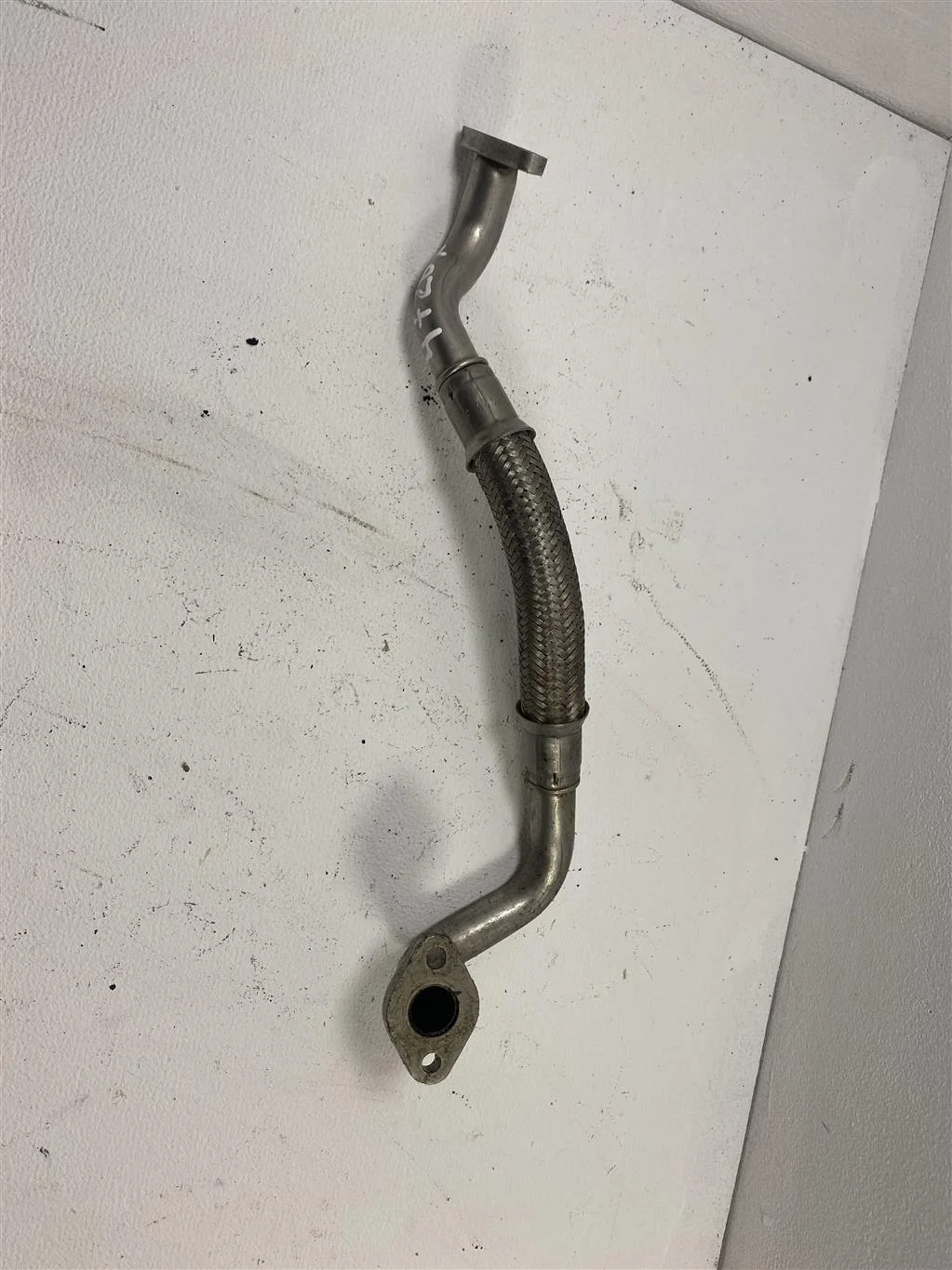 Масляная трубка турбины 06F145735D  2.0 Турбо бен