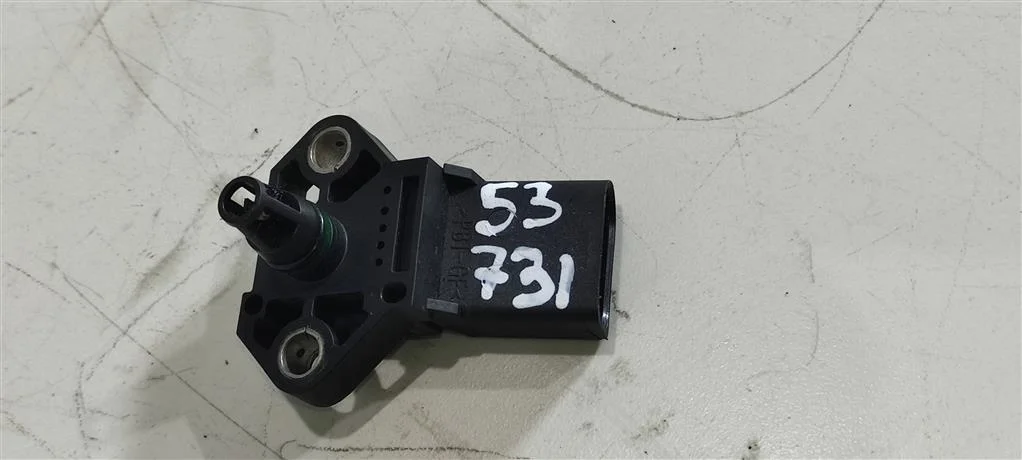 Датчик абсолютного давления 038906051B  1.9 TDI V