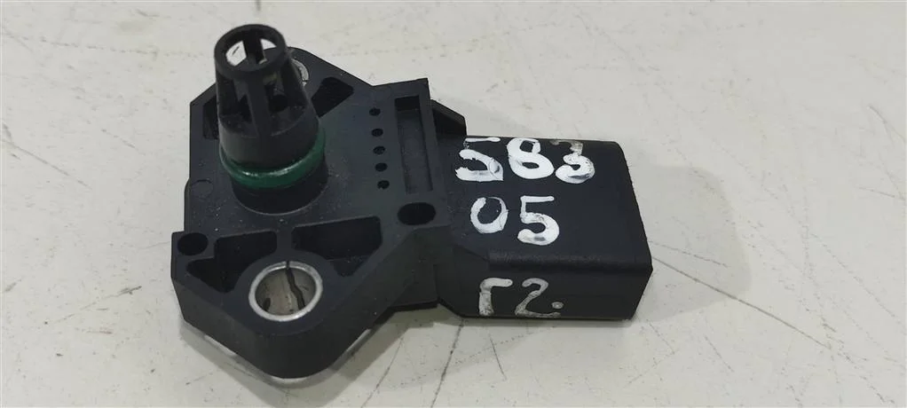 Датчик абсолютного давления 038906051B  1.4 TFSI