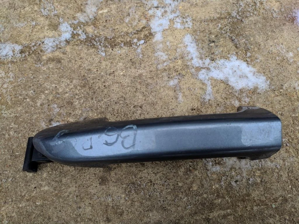 Ручка наружная задняя левая 3C0837205  2.0 Турбо