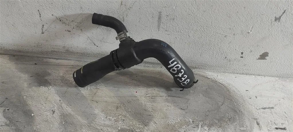 Патрубок (трубопровод, шланг) A2712002552  1.8 Ту