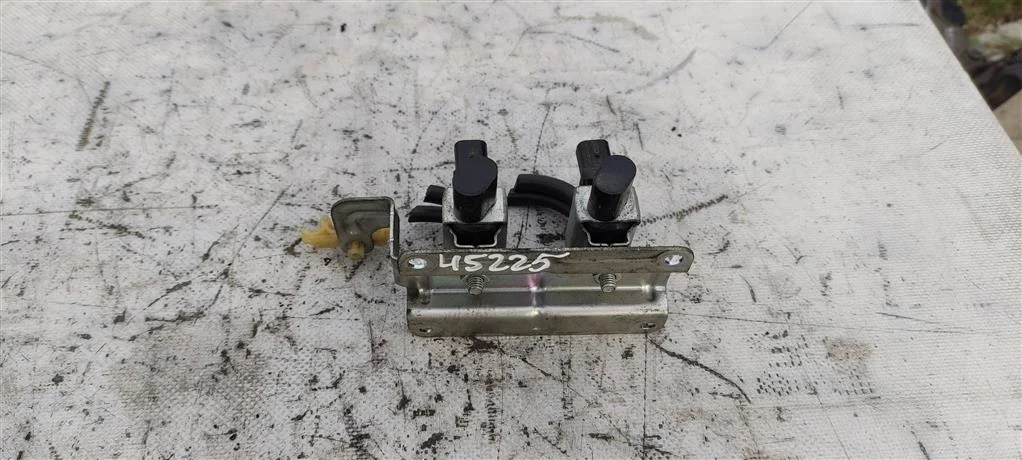 Клапан электромагнитный 4M5G9A500  1.8 Бензин Ford