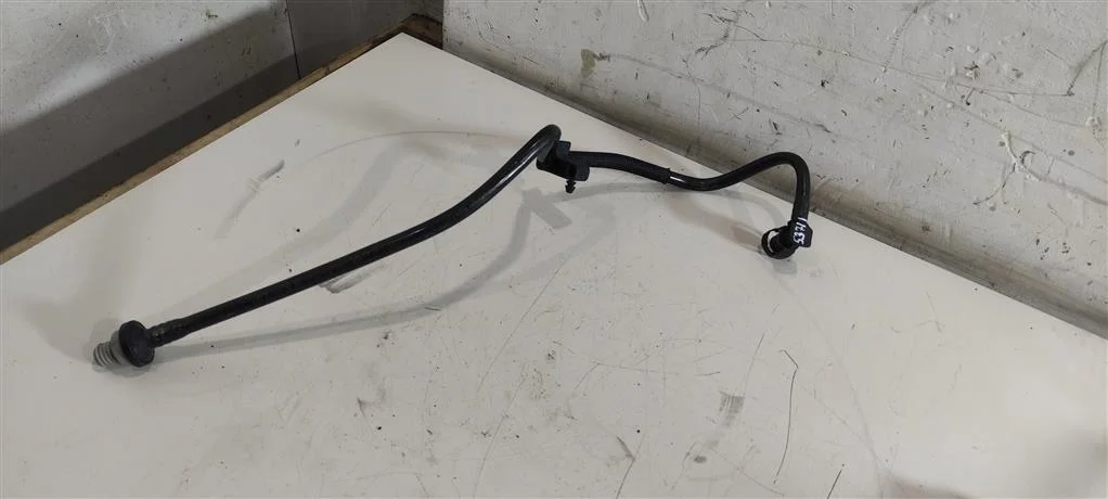 Трубка вакуумная B4164T   1.6 Турбо бензин Ford