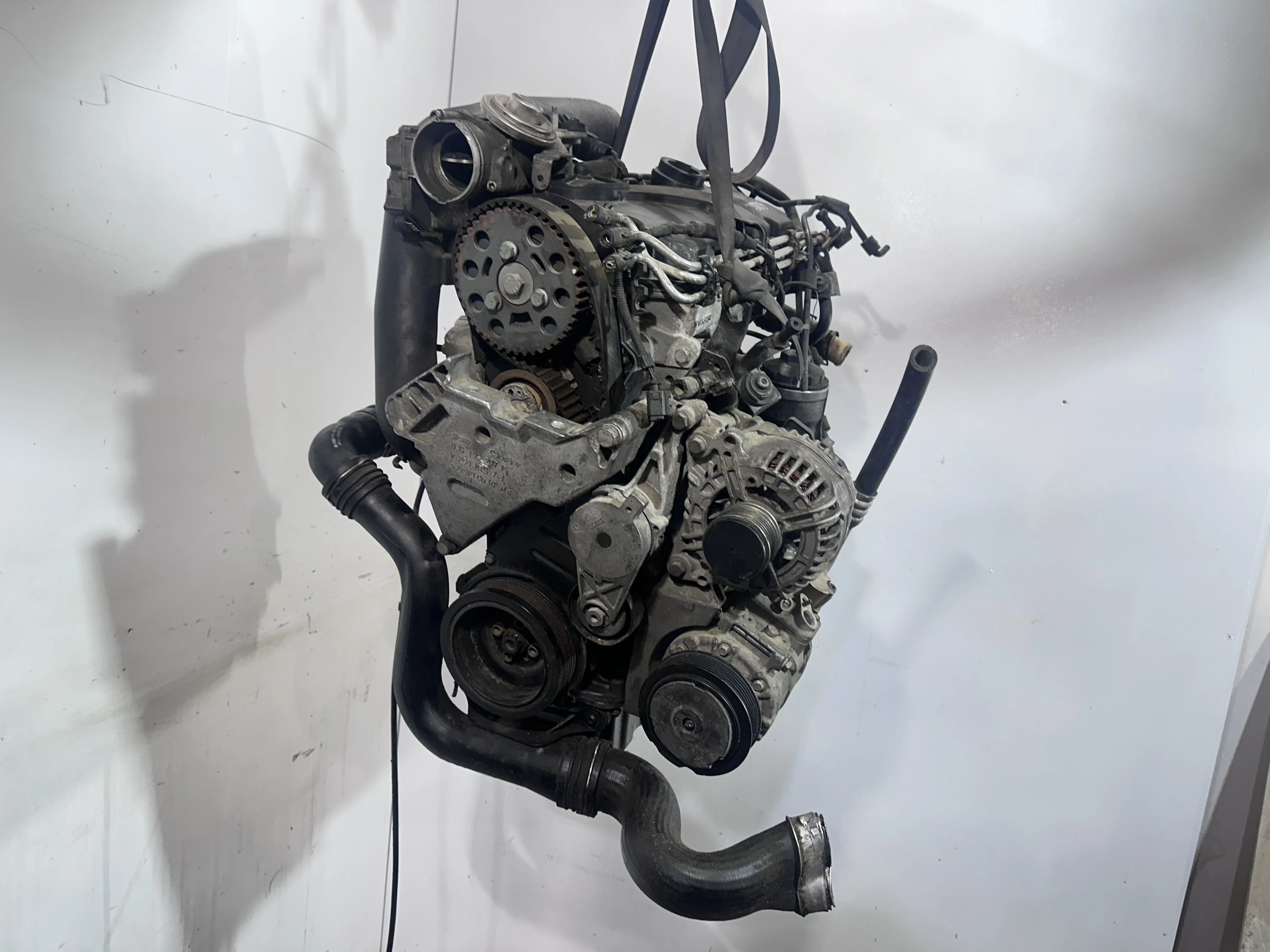 Двигатель BJB  AVQ,BDJ,BDK,BJB,BKC,BST,BXE 1.9 TD