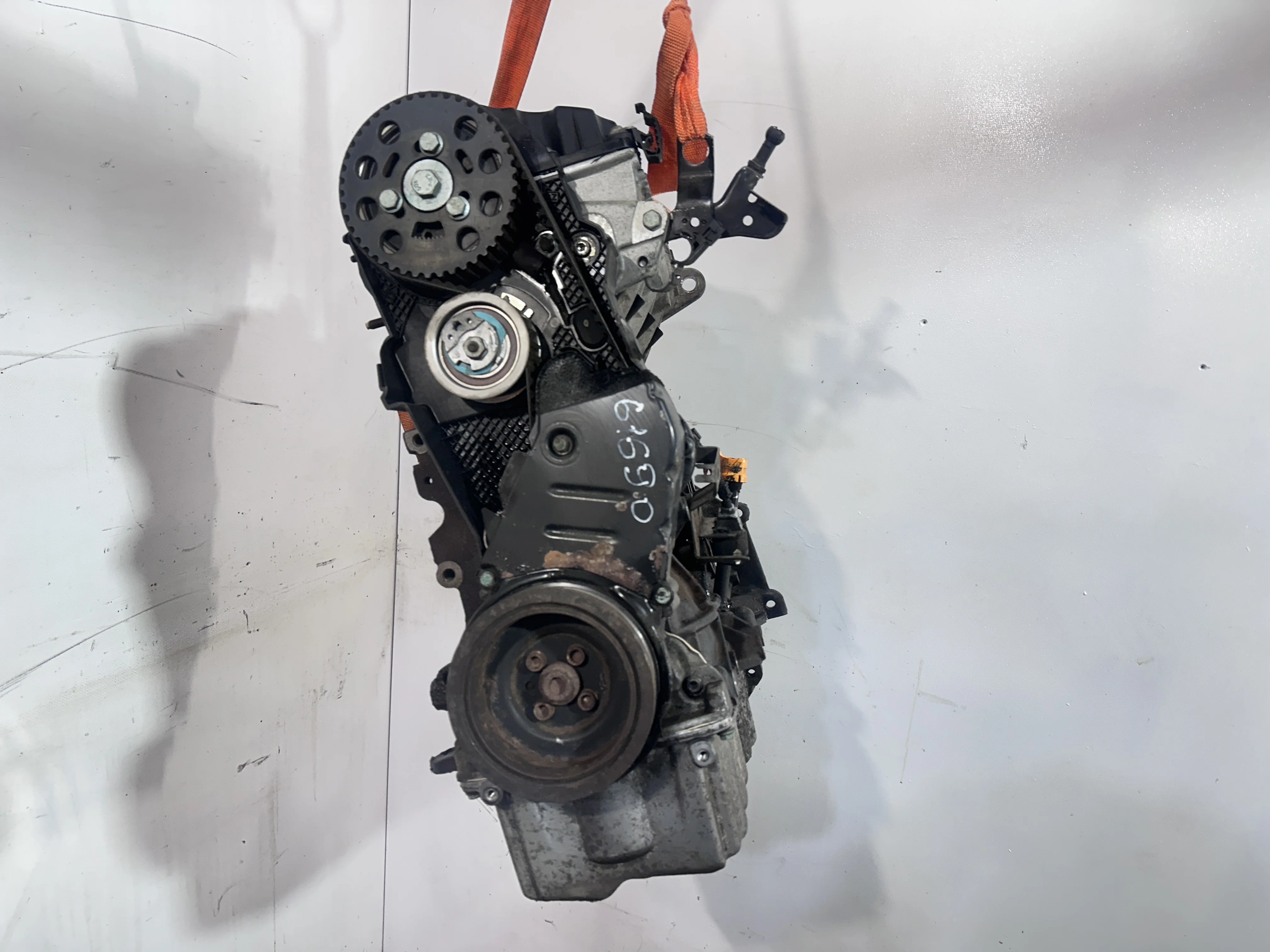 Двигатель BDJ  AVQ,BDJ,BDK,BJB,BKC,BST,BXE 2.0 SD