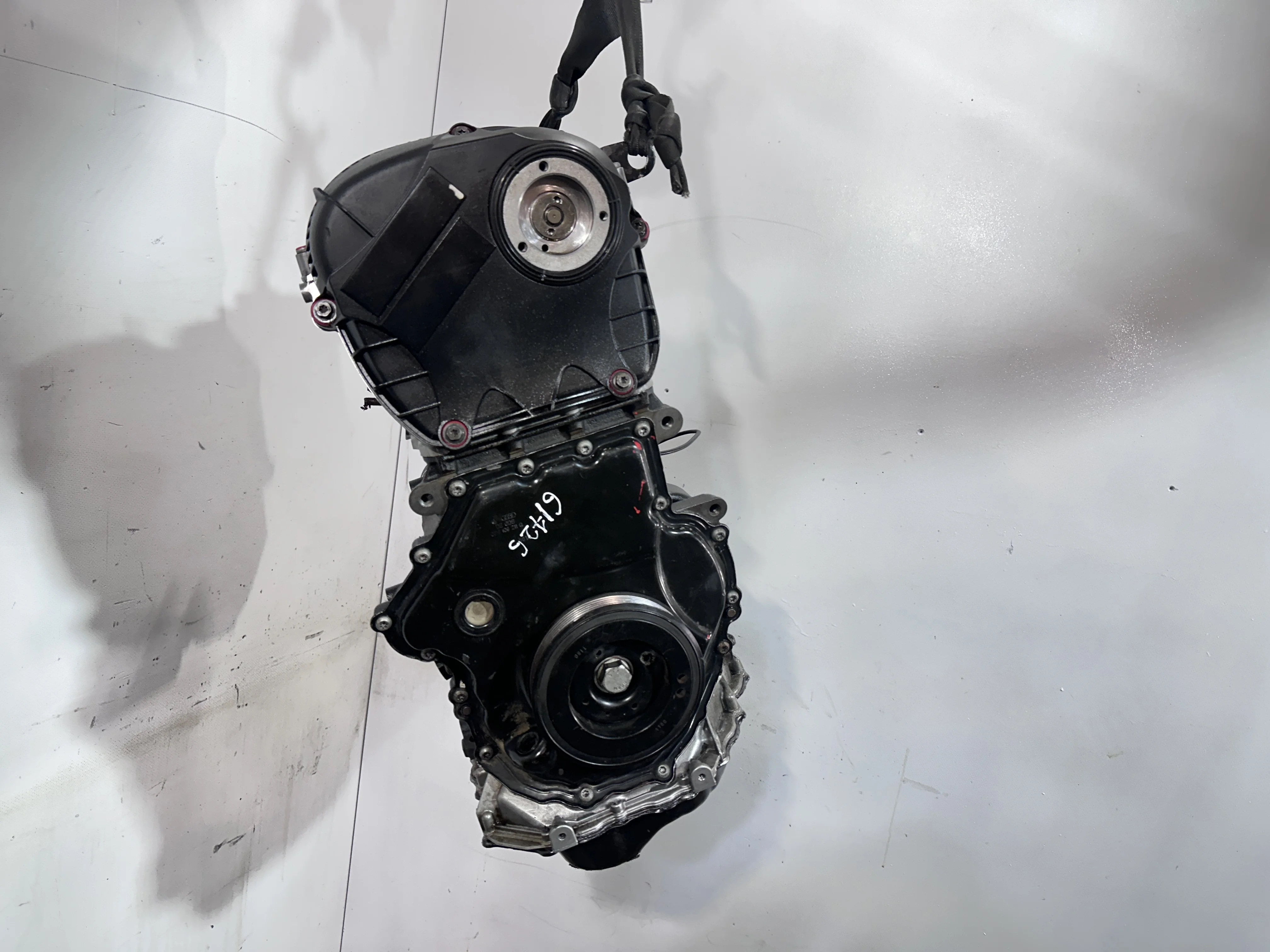 Двигатель CAW  BZB,CAW,CAWb,CCT,CCZ,CDA,CDAa,CDAb