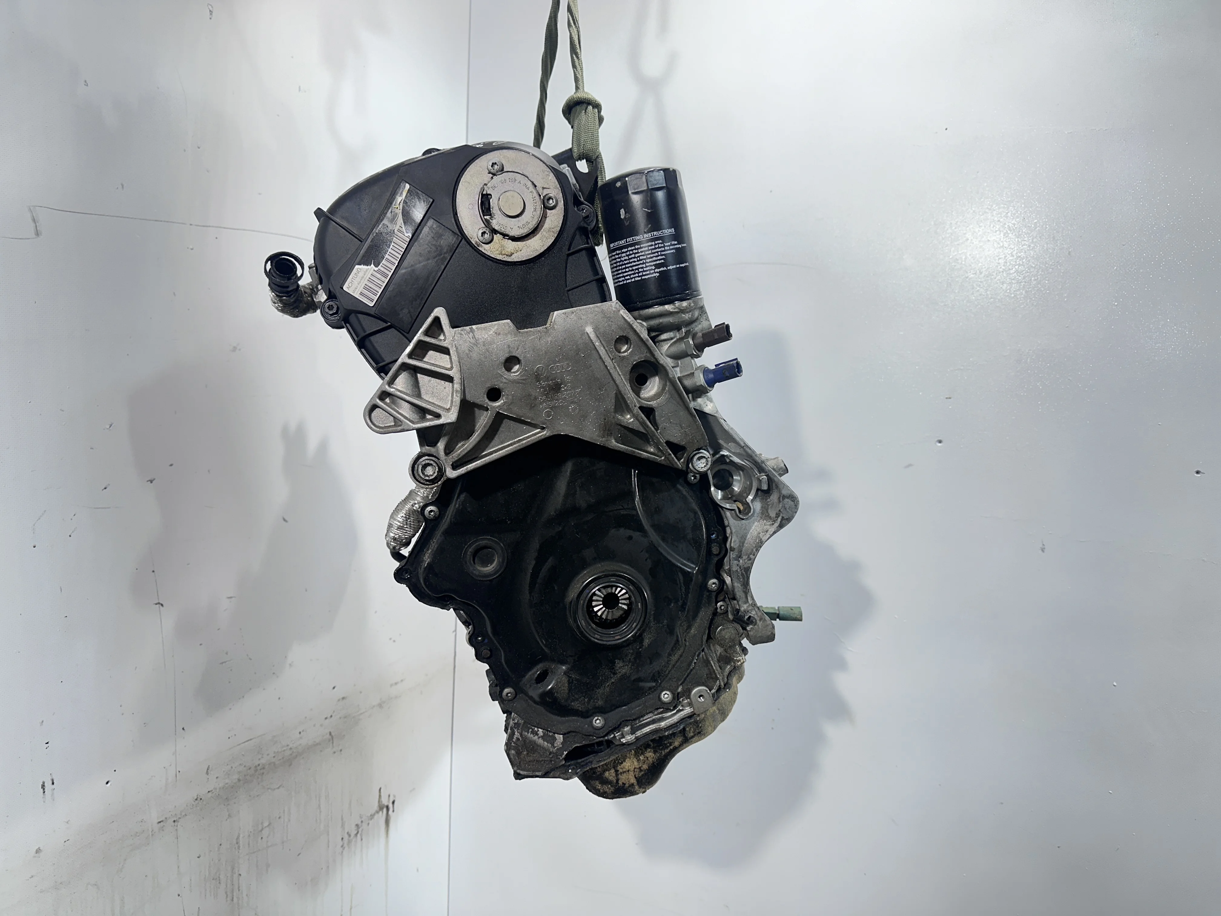 Двигатель CAW  BZB,CAW,CAWb,CCT,CCZ,CDA,CDAa,CDAb