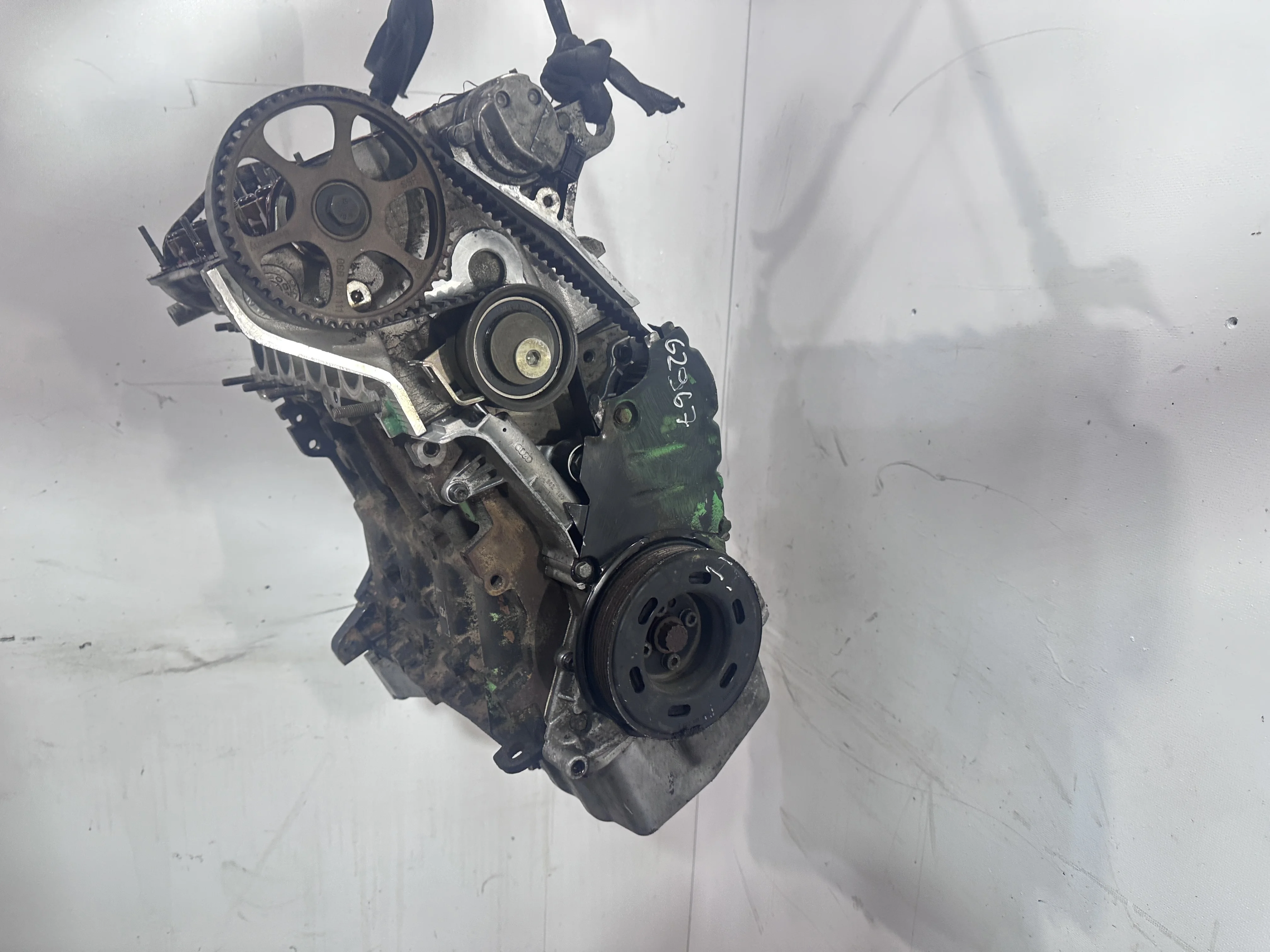 Двигатель AWM  AJH,AMB,APX,aug,AUQ,AVJ,awc,AWM,aw