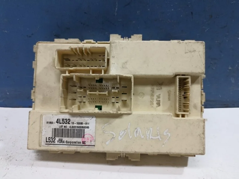 Блок предохранителей салонный Hyundai Solaris 1 919504L512 RB