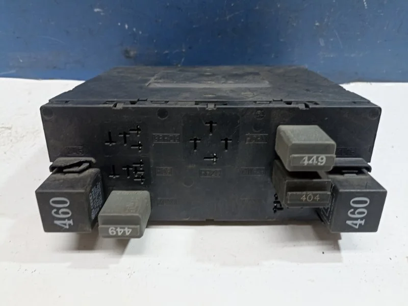 Блок предохранителей салонный Audi A3 2004-2013 8P0907279P 8PA