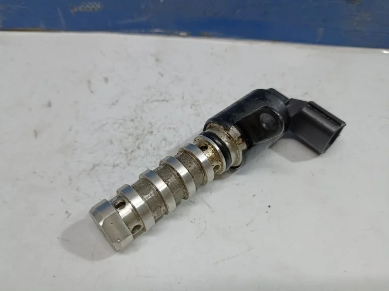 Клапан изменения фаз ГРМ Kia Sorento 2 2015 243752G500 XM 2.4 G4KE