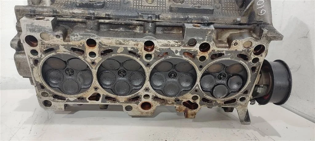 Головка блока цилиндров (ГБЦ) AWT  1.8 Турбо бенз