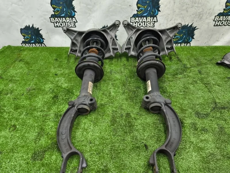 Амортизаторы комплект Audi A4 2013 8K0413031CK B8 CDN, передние