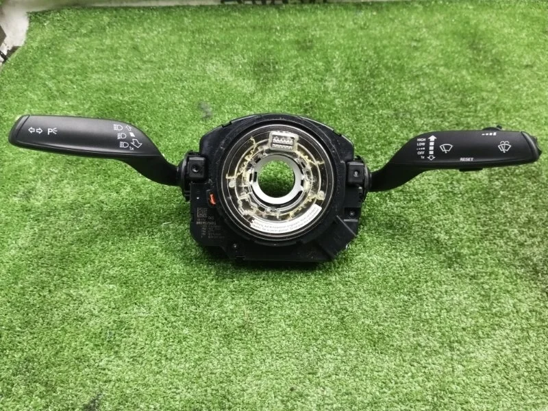 Переключатель подрулевой Audi A4 2013 4G8953502T B8 CDN