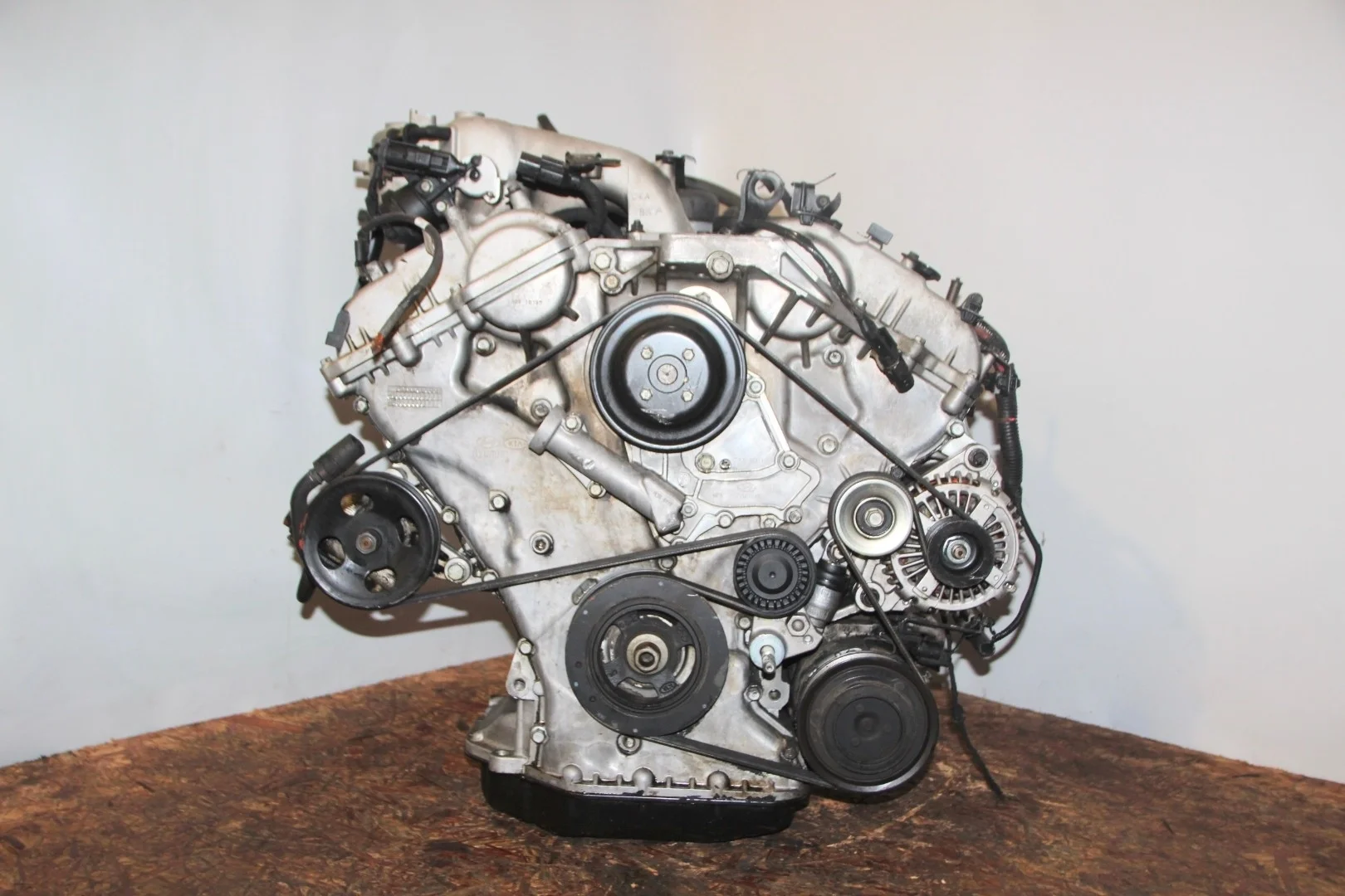 Двигатель 3.3 бензин  Хендай Соната,  Хендай Санта Фе,  Хендай Грандёр или Киа Опирус