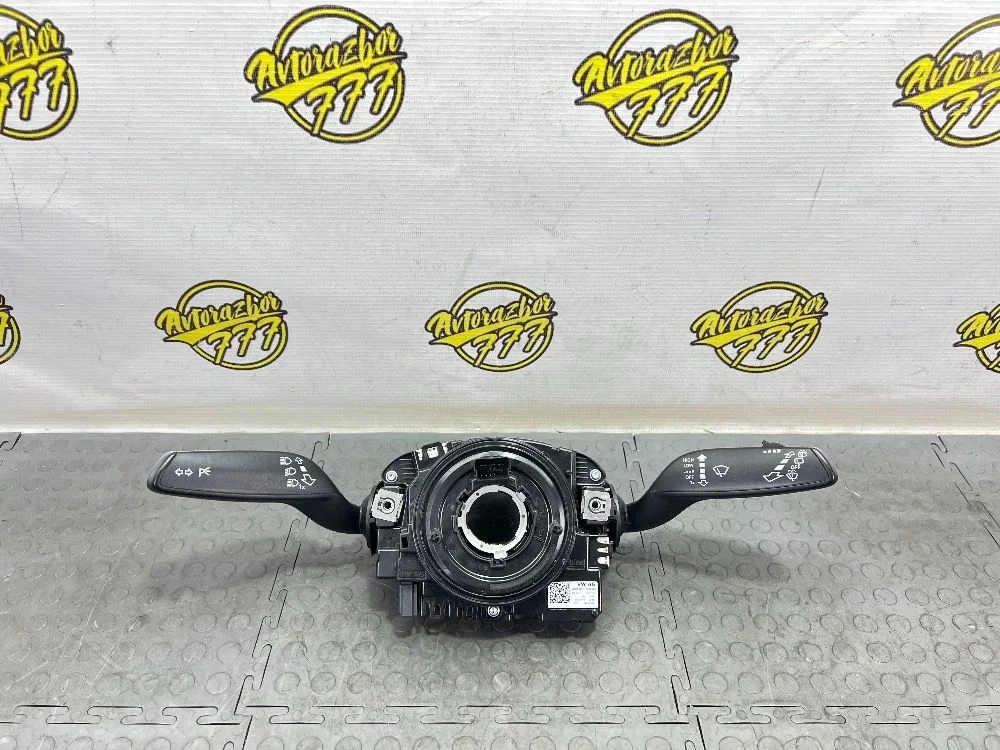 Переключатель подрулевой Audi Q3 I рестайлинг (2014—2018)