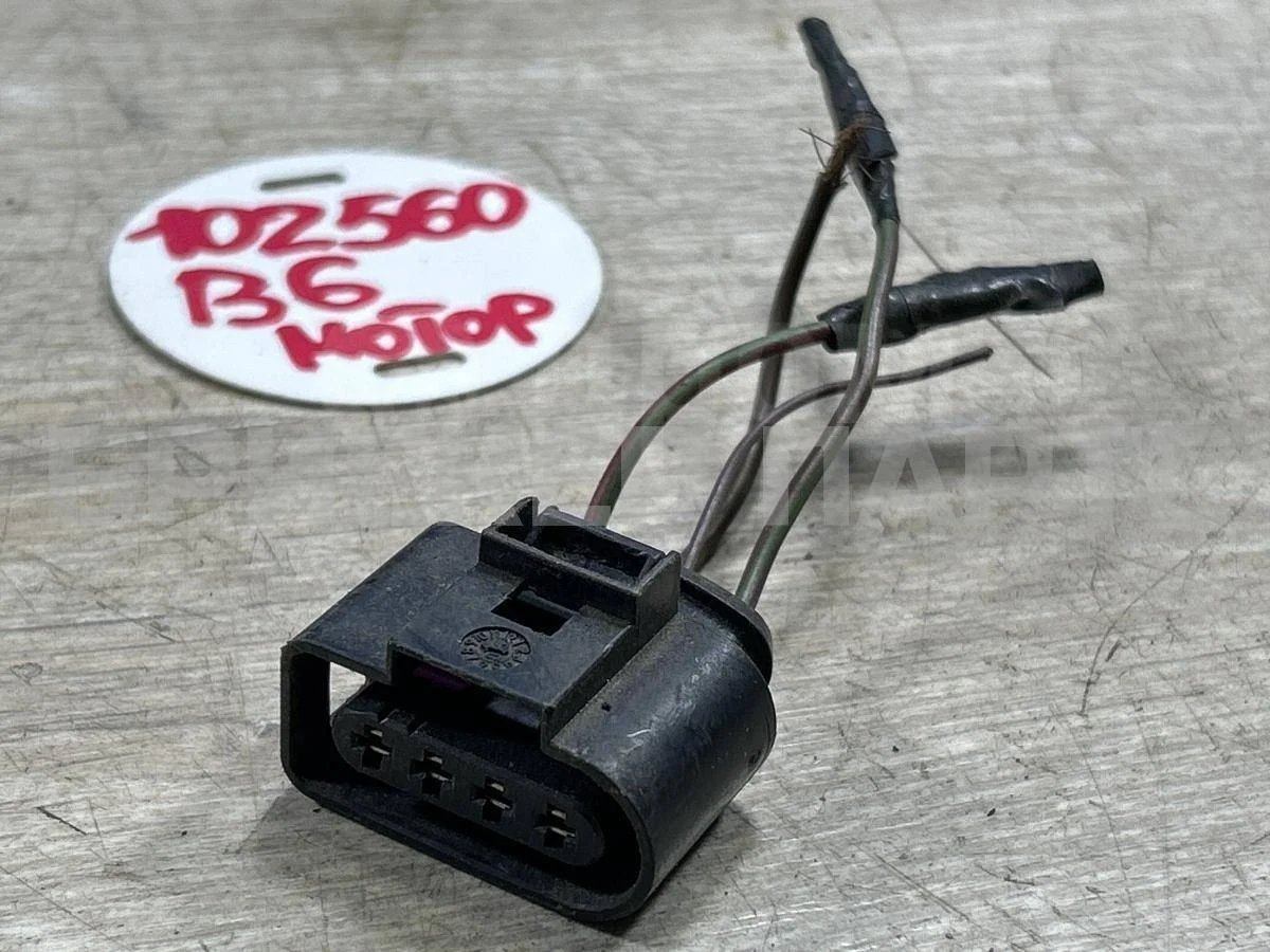 Разъем (фишка) Фольксваген Пассат Б6