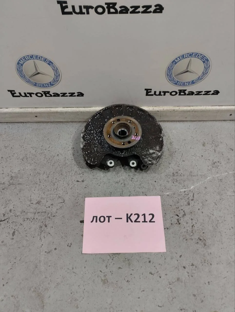 Кулак задний левый Mercedes W166