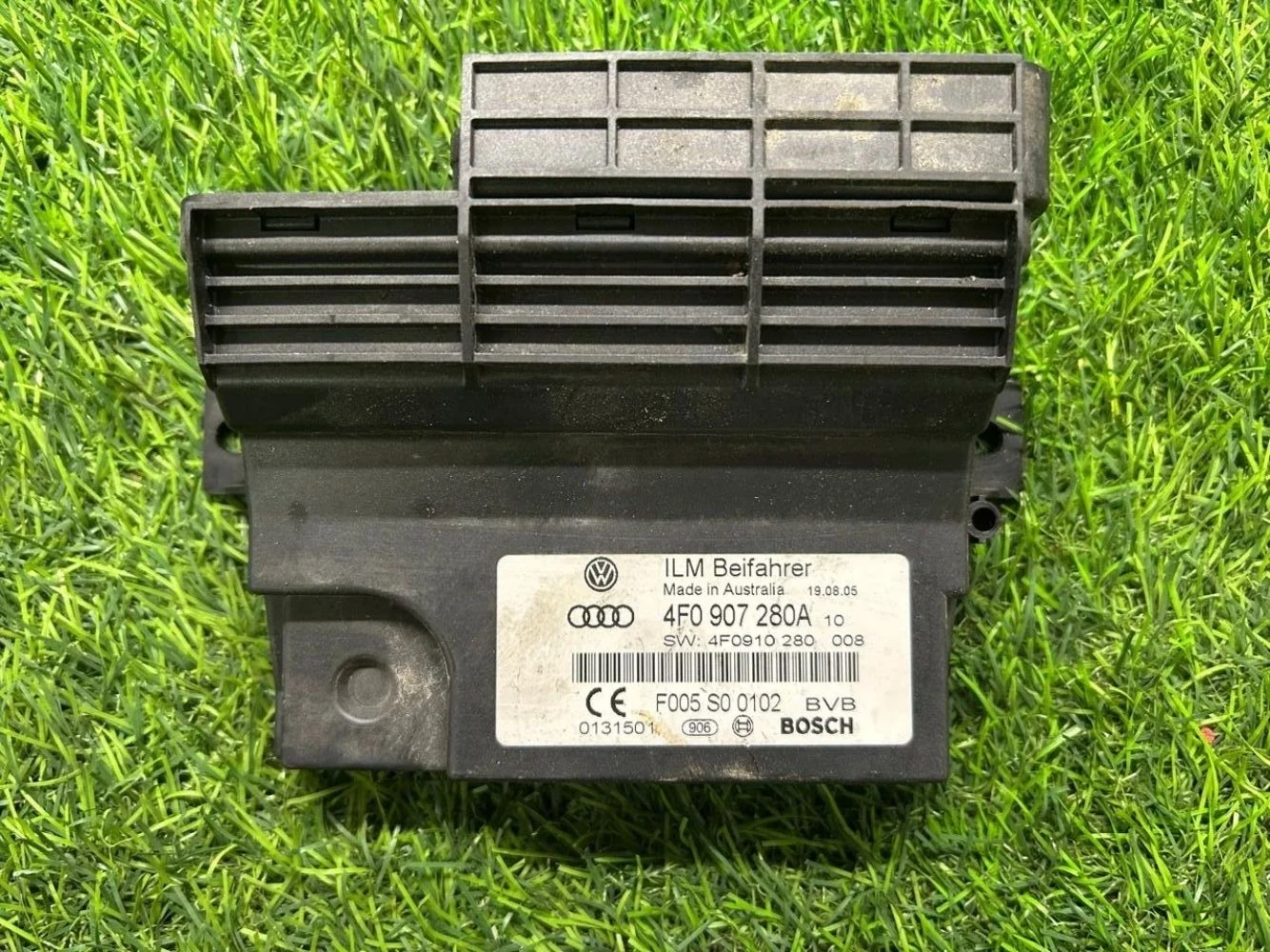 Блок управления бортовой сети Audi A6 C6